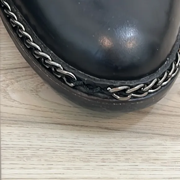 VINCE CAMUTO genu leather blac quilted combat boots