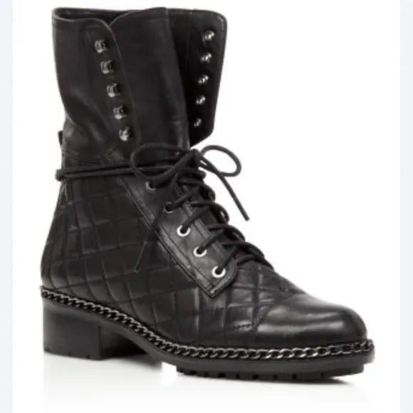 VINCE CAMUTO genu leather blac quilted combat boots