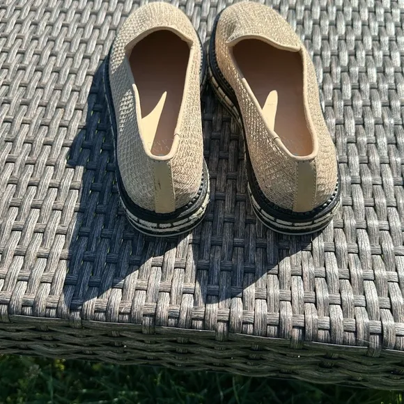 Vince Camuto Gold Flats Slip-On Loafers