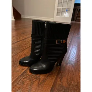 Vince Camuto VC Curtis Womens Boots/Bootie Size 6B Black Quilted Leather