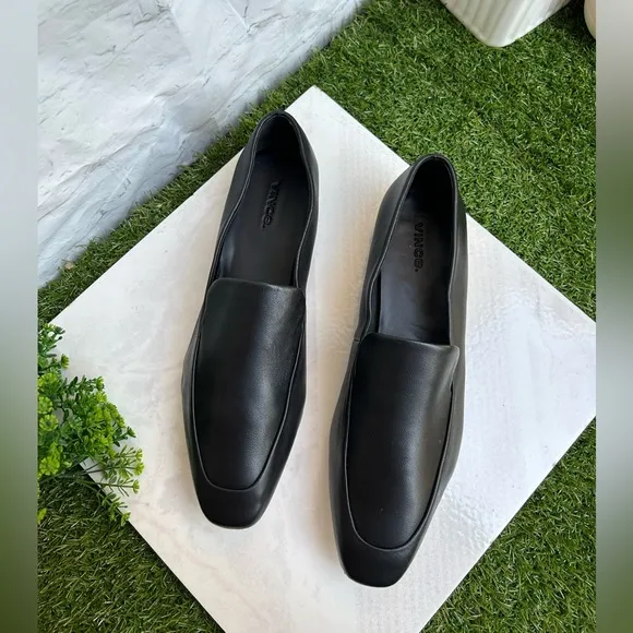 VINCE Women's Brette Loafers Black soft leather size 9 new