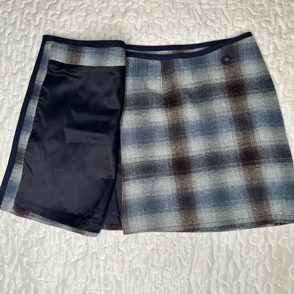 Vintage 90s Y2K Plaid Wrap Mini Skirt New Frontier Wool Blend Clueless Inspired