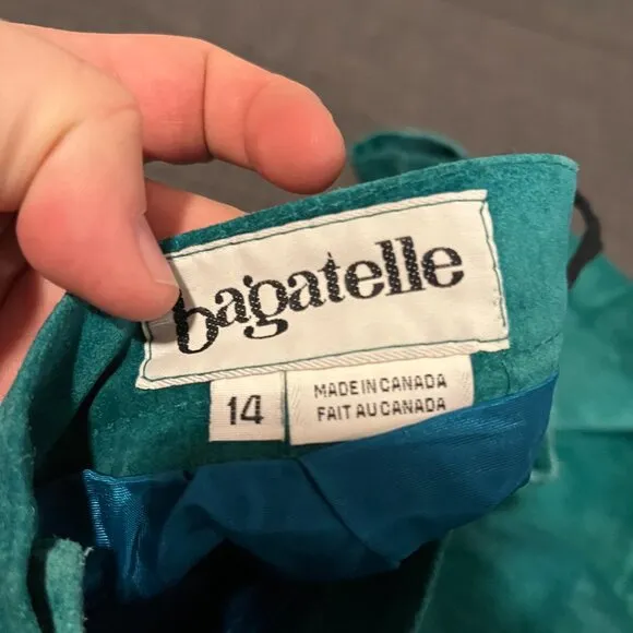 Vintage Bagatelle 100% Leather Skirt - Size 14 - Green - Style 2807