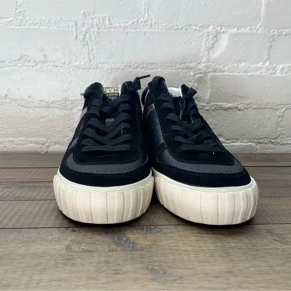 Vintage Havana Shuffle Mid Top Sneaker Shoes Black with Metallic Silver