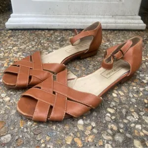 Vintage huarache style ankle strap flats made in Italy 8 N