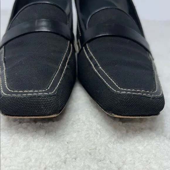Vintage Stuart Weitzman Black Flats with Sleek Design