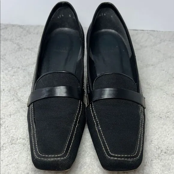 Vintage Stuart Weitzman Black Flats with Sleek Design