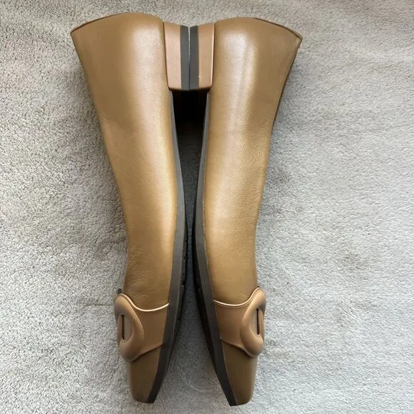 Vionic Arielle Caramel Tan Leather Flats Women’s 6 Pointed Toe Comfort Slip Ons
