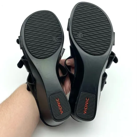 Vionic Dwyn Strappy Wedge Sandal Black 7