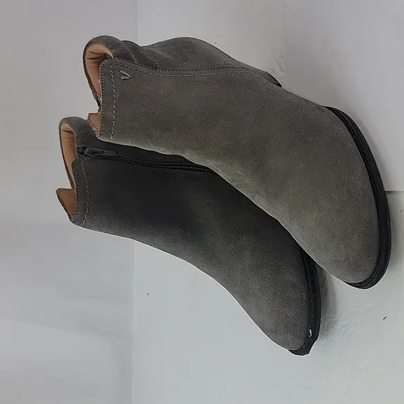Vionic Jessie Gray Suede Leather Women's Ankle Boots