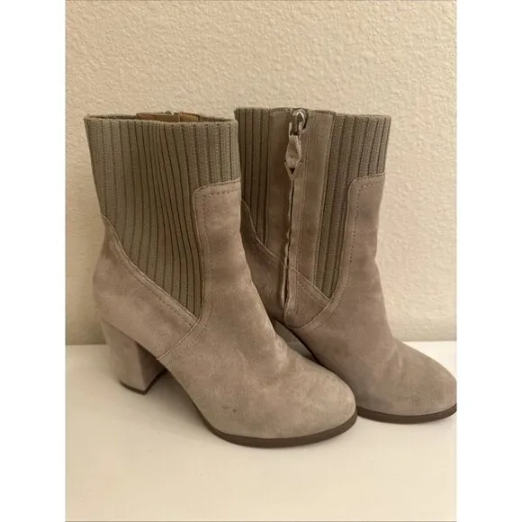 VIONIC Kaylee Dark Taupe Suede Knit Ankle Chunky Boots Weather Resistant Size 5