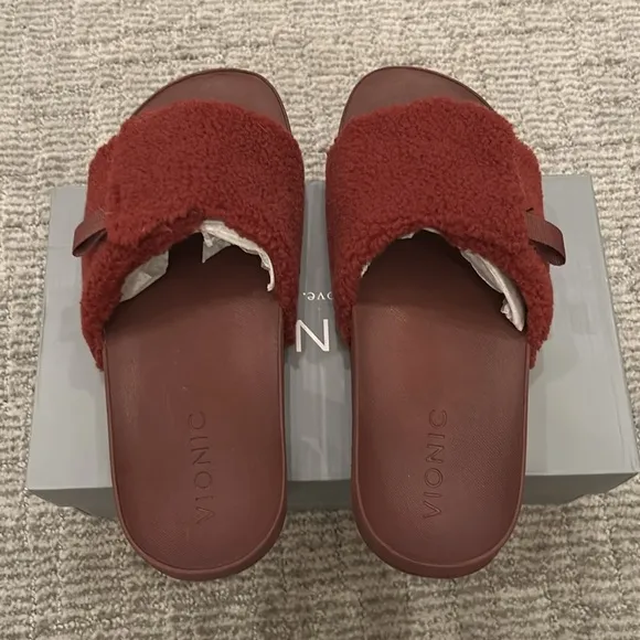 Vionic Keira Slippers 6