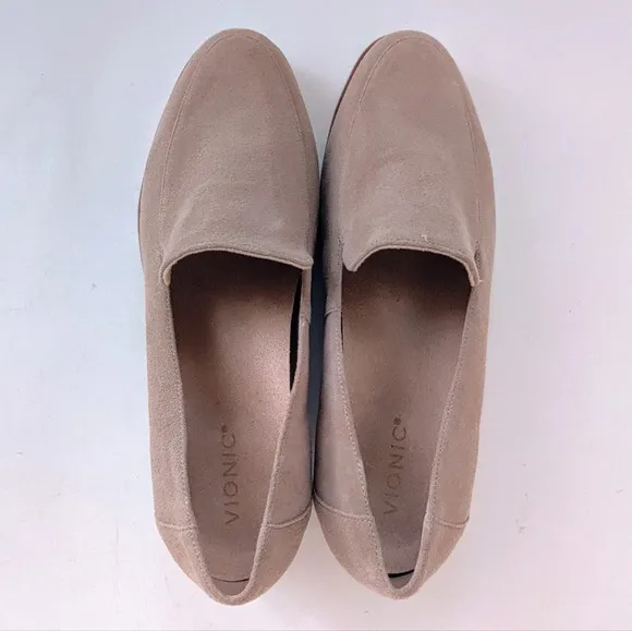 VIONIC Kensley Suede Leather Loafers 12-Wide Taupe Lug Sole Shoes NWOB