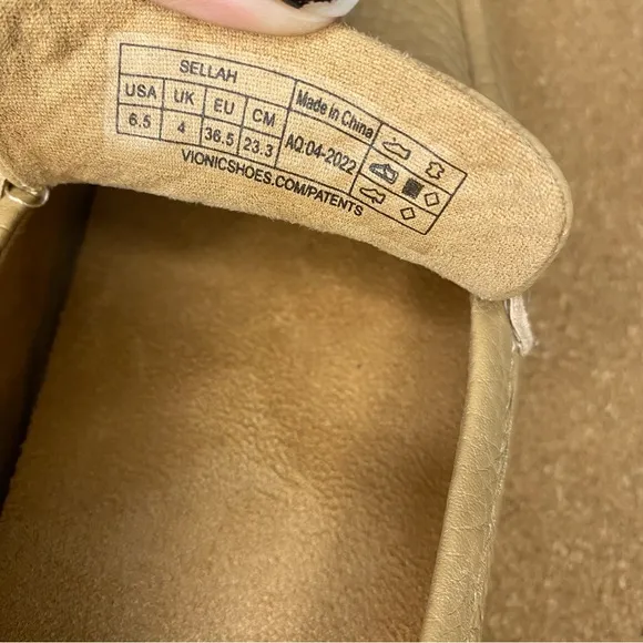 VIONIC Sellah Loafer Macaroon Womens Size 6.5