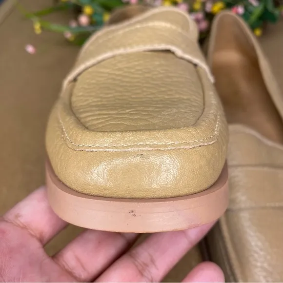 VIONIC Sellah Loafer Macaroon Womens Size 6.5