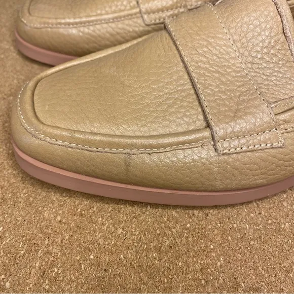 VIONIC Sellah Loafer Macaroon Womens Size 6.5