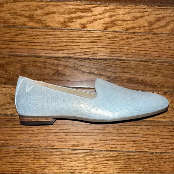 Vionic Willa Shimmer Suede Comfort Loafers Silver Metallic Shimmer Women’s 6 NEW