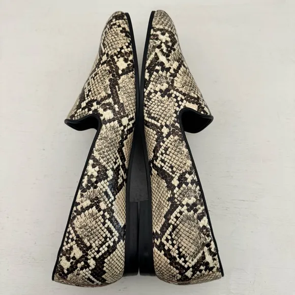Vionic Willa Snakeskin Print Slip On Loafers Comfort Shoes Size 11 Wide