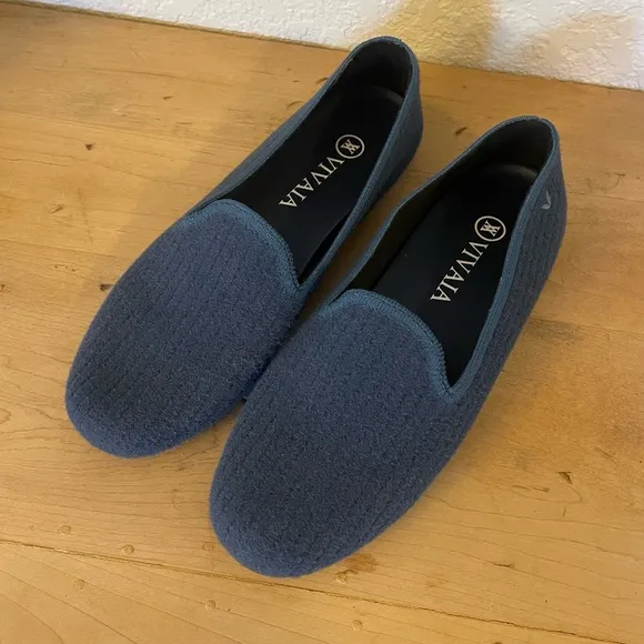 Vivaia Kimberley Eco Fluffy Yarn Round Toe Loafers in Blue