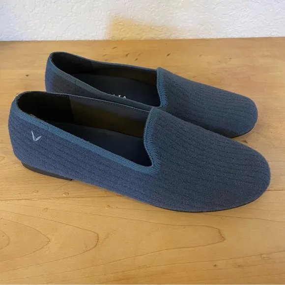 Vivaia Kimberley Eco Fluffy Yarn Round Toe Loafers in Blue
