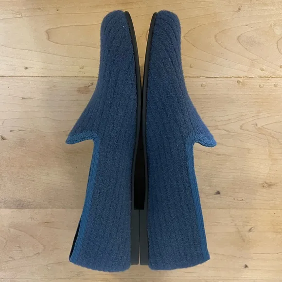 Vivaia Kimberley Eco Fluffy Yarn Round Toe Loafers in Blue