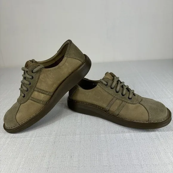 Vtg 90s Dr Martens Womens US size 6  Leather Bowling Inspired Shoes