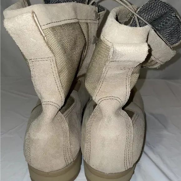 Wellco Temperate Weather Mens Size 13.5R Army Combat Boots 180932 New