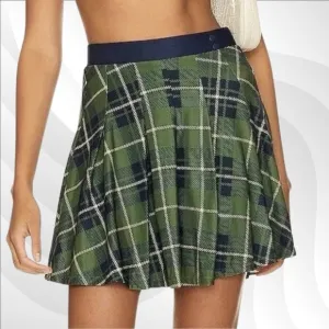 WeWoreWhat Plaid Court Green Tennis Skort Size M | Sporty &amp; Chic