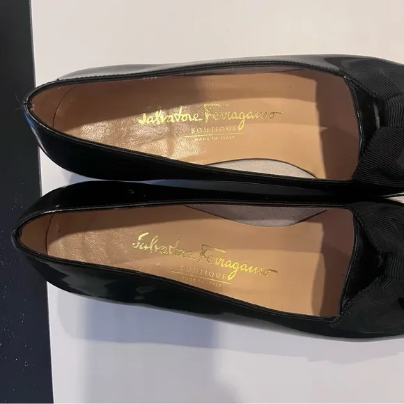 Women’s Vintage Black Salvatore Ferragamo Italian Designer Loafers