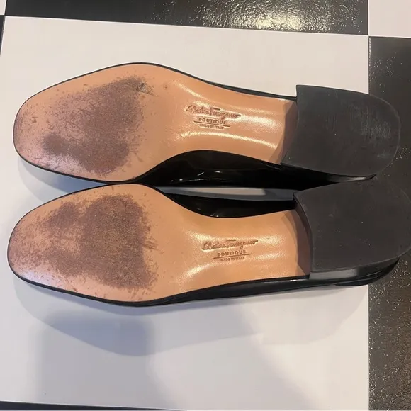 Women’s Vintage Black Salvatore Ferragamo Italian Designer Loafers