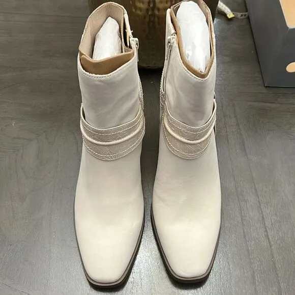 Womens Vionic Carnelia Cream