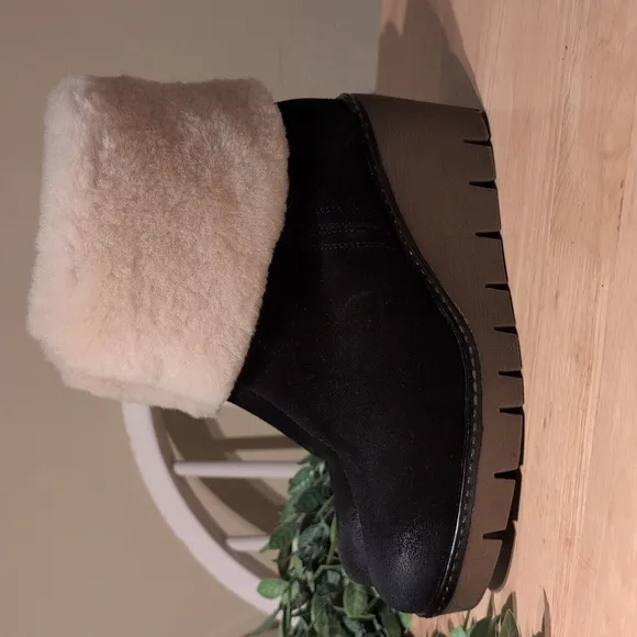 Women's Wedge Heel Poppy Boots Black and Cream Winter Boots with Plush Cuff