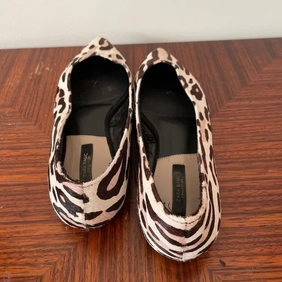 Zara Animal Print Flats Size 7