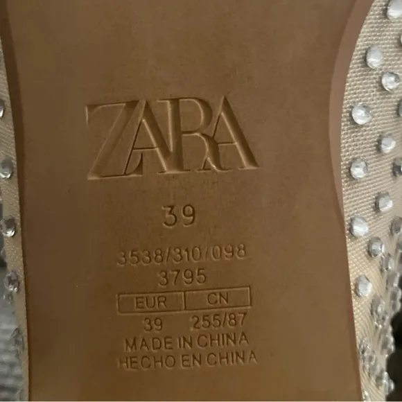 ZARA Beige Cream Nude Mesh Sheer Rhinestone Round Toe Ballet Flats SZ 39 8 Shoes