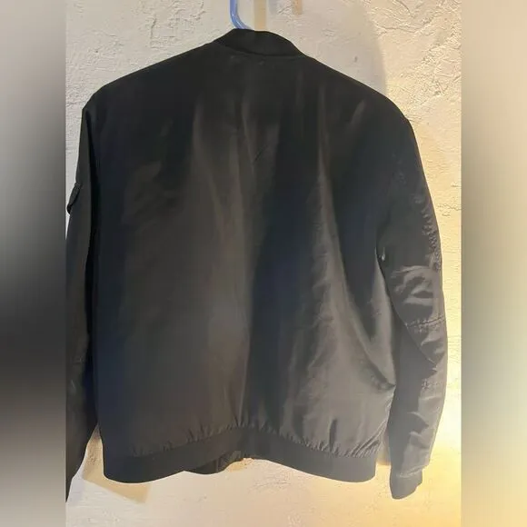 Zara Bomber unisex, amazing, sleek stylish bomber size medium, black w/zippers