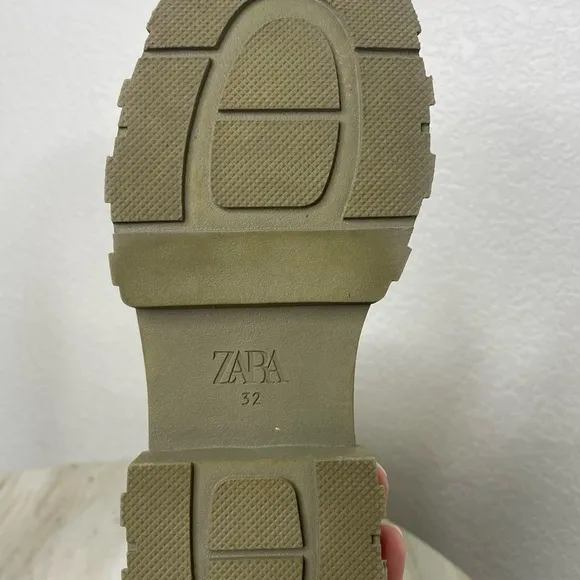 Zara boots girls quilted waterproof sz 1 EU 32 taupe rubber base 2007/830/030