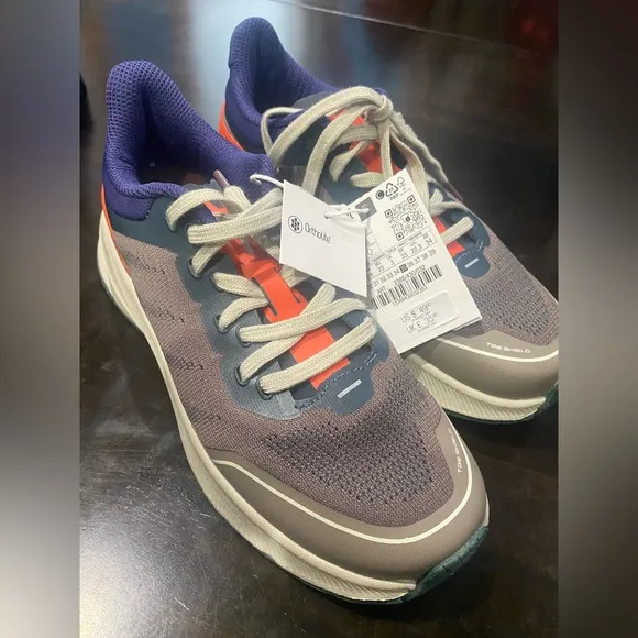 Zara Kids SPORTY ATHLETIC SNEAKERS Size 3 1/2