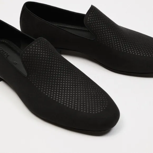 ZARA MEN SOFT FINISH LOAFERS SZ 10 or 43 EU