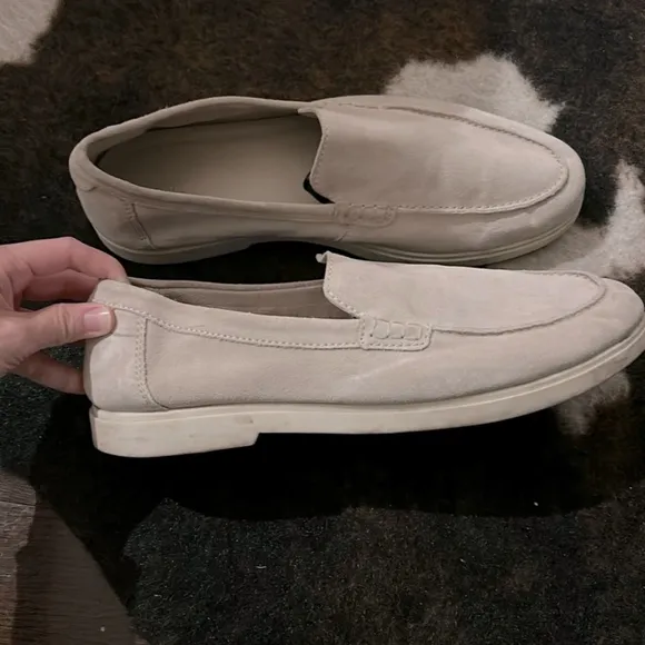 Zara soft 💯 genuine leather loafers paid 180$ size EU 45