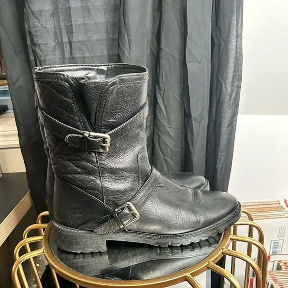 Zara Woman Quilted Leather Moto Boots